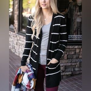 ♥️Black & White Striped Cardigan